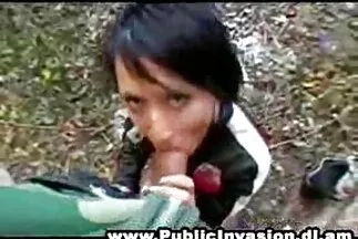 Busty szenvedély baszik egy izgatott rendőrrel a sex anyaval repedésben.