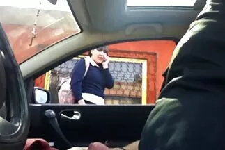 Étvágygerjesztő Latina simogatja punciját, hogy orgazmust tapasztaljon. ingyen csaladi porno