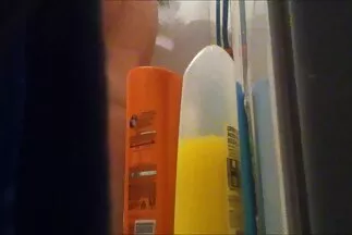 Busty családisex papilla szorít egy tagot a mellek közé.