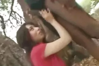 A szőke nagy vibrátorral vaginát maszturbál. anya fia családi sex